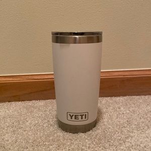 Yeti, white, good condition, 20 oz
